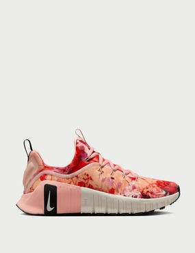 Free Metcon 6 AMP Shoes - Washed Coral/Black/Sail Nike womens shoes with sleek design