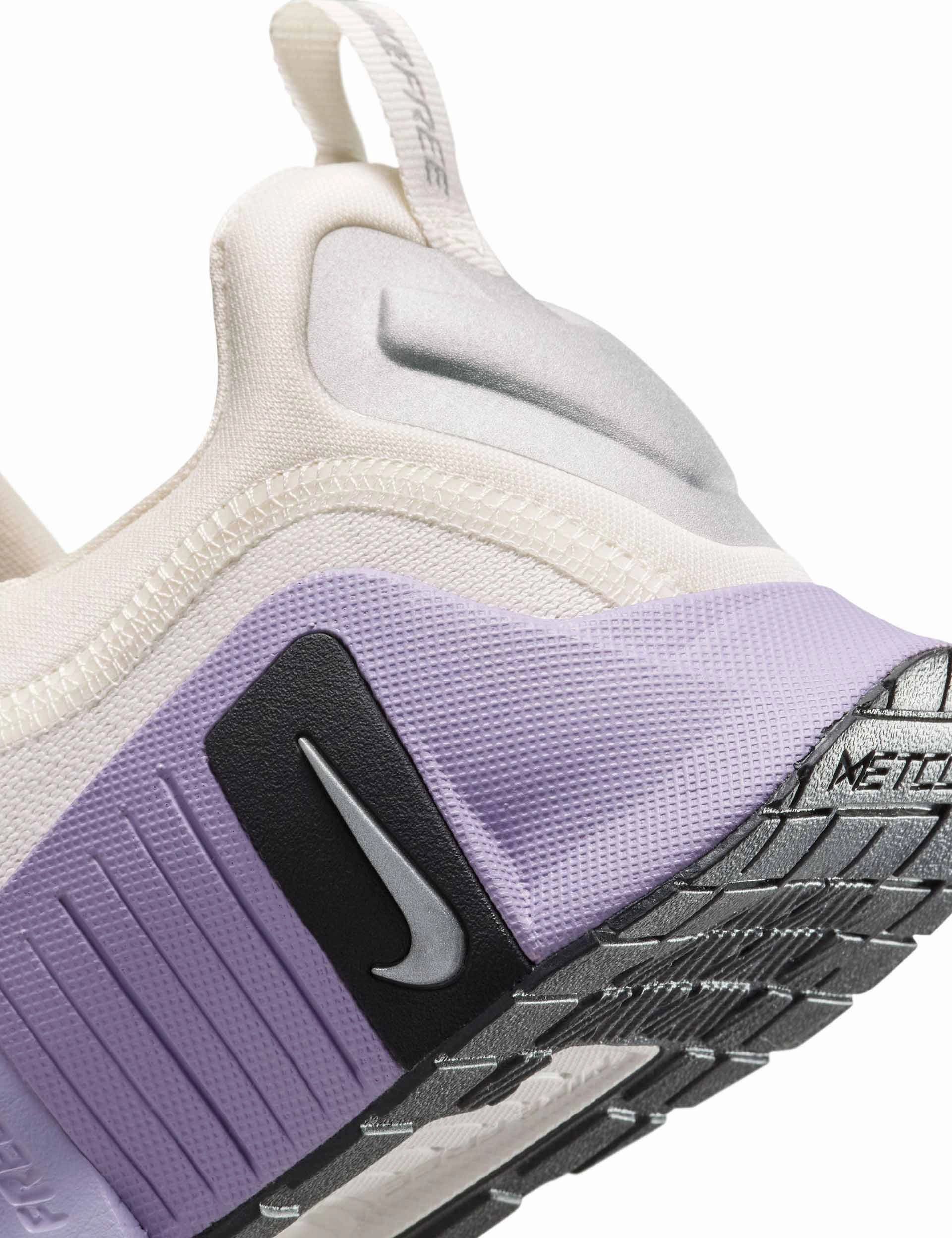Free Metcon 6 SE Shoes - Phantom/Black/Hydrangeas/Metallic Silver Nike women's stylish athletic footwear