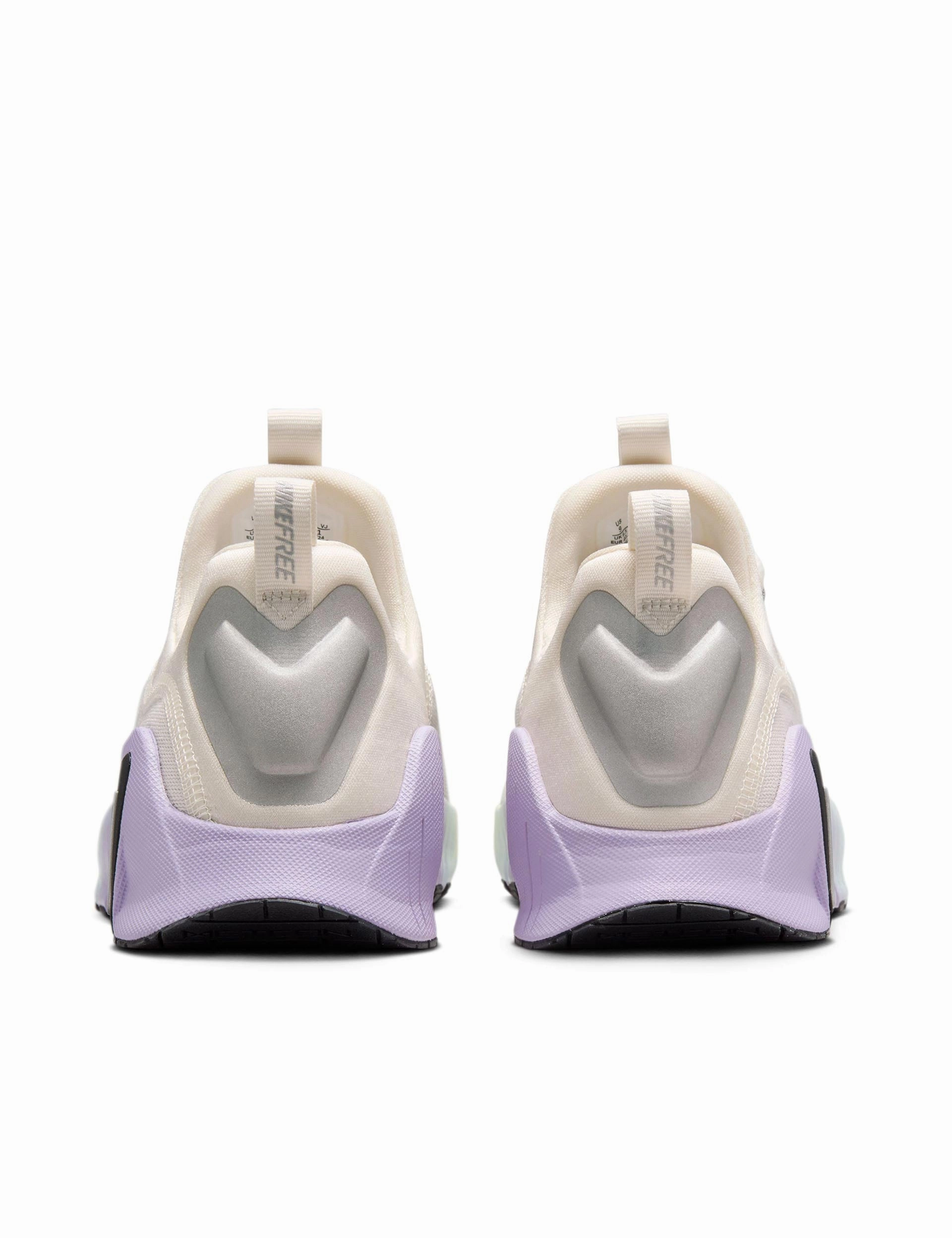 Free Metcon 6 SE Shoes - Phantom/Black/Hydrangeas/Metallic Silver Nike women's stylish athletic footwear