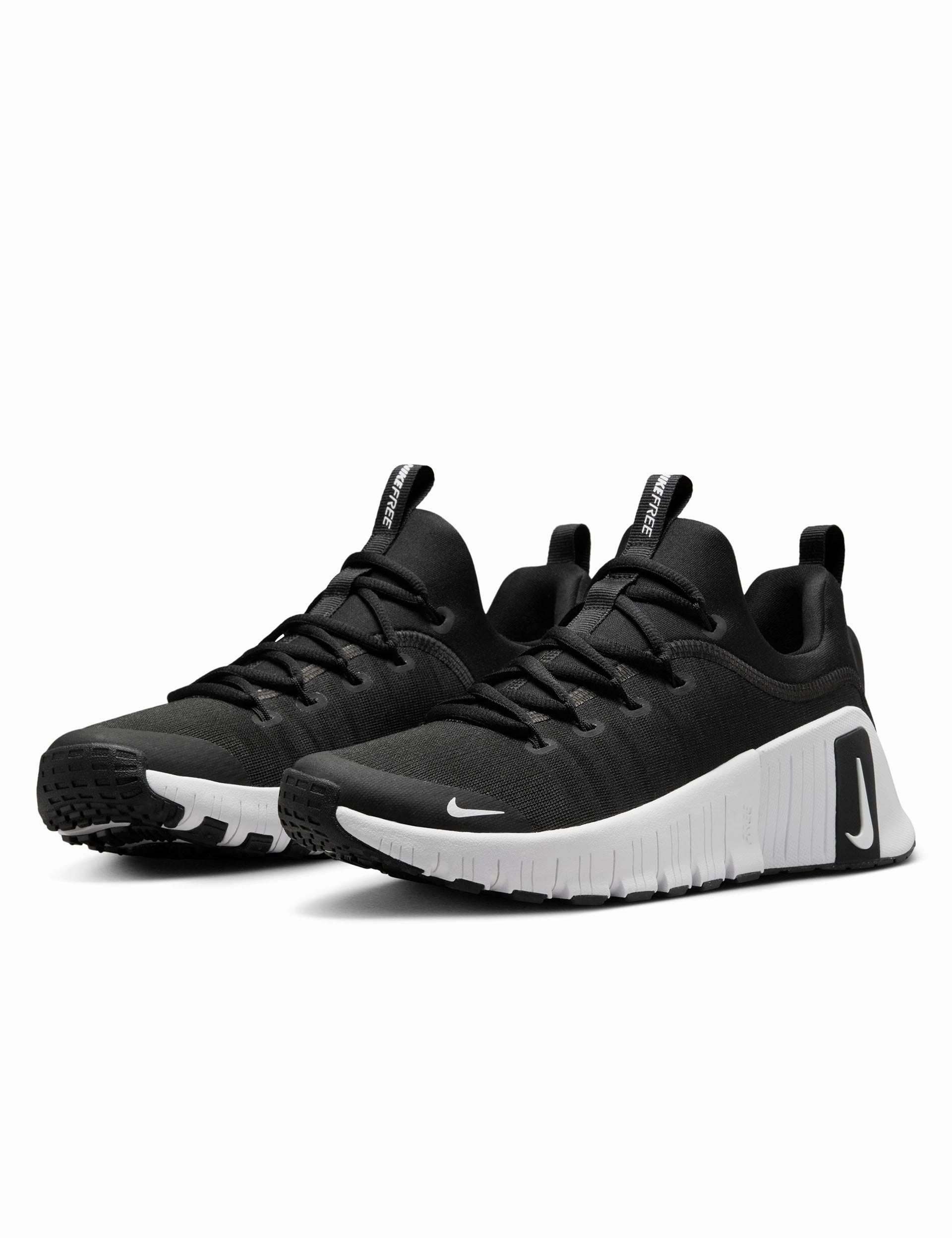 Free Metcon 6 Shoes - Black/White Nike women's stylish athletic footwear