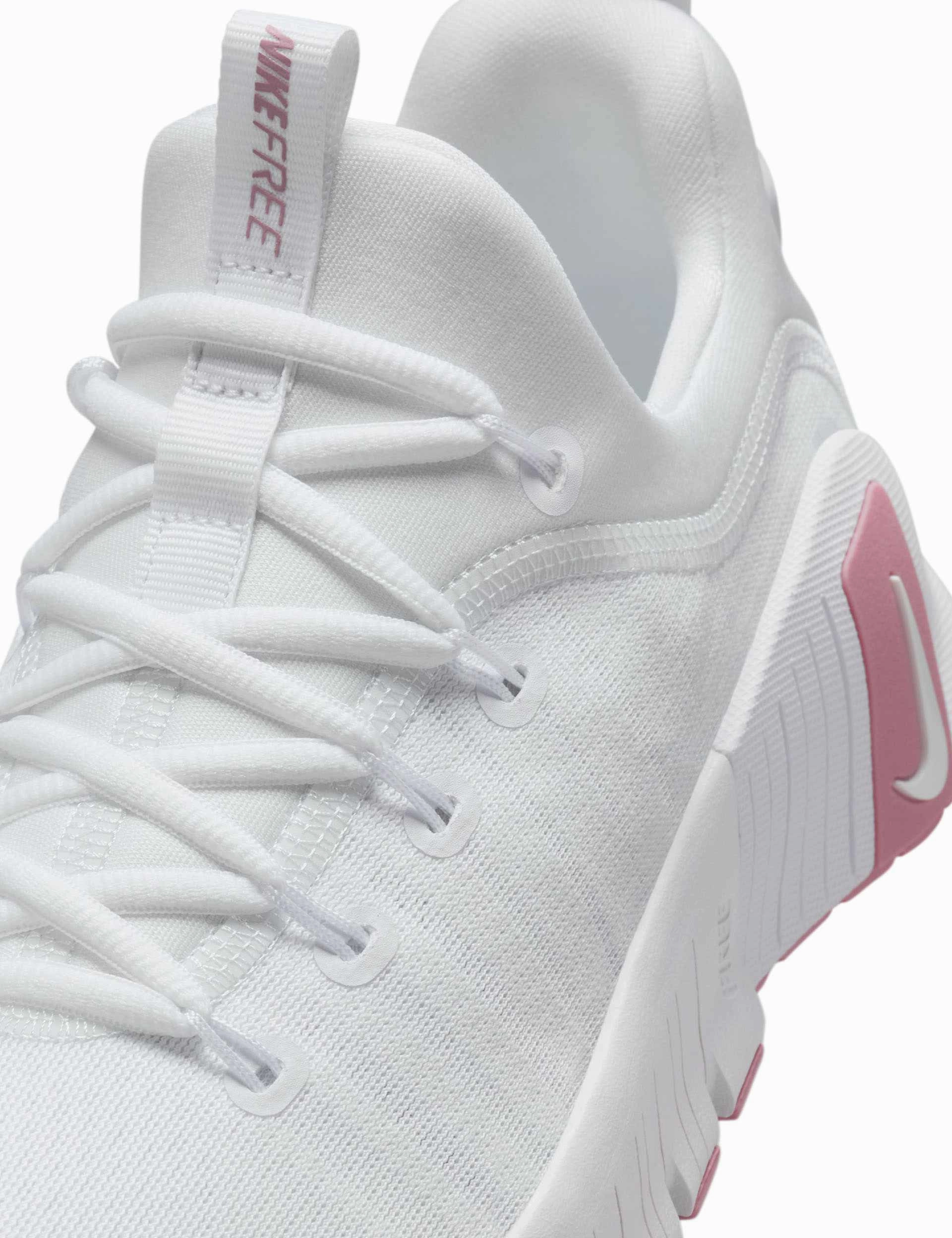 Free Metcon 6 Shoes - White/Elemental Pink Nike women's stylish athletic footwear