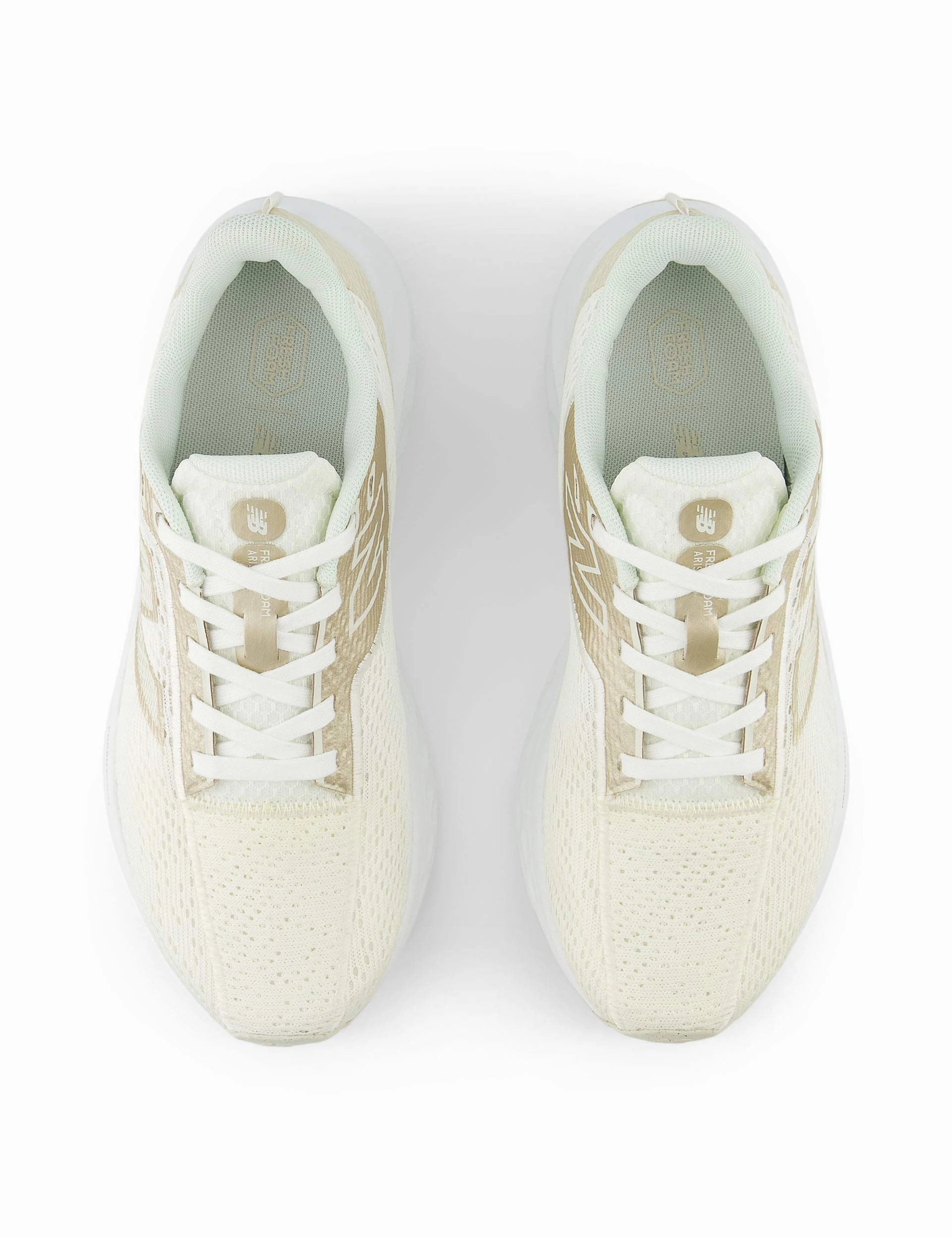 Fresh Foam Arishi v4 - Sea Salt New Balance women's athletic footwear
