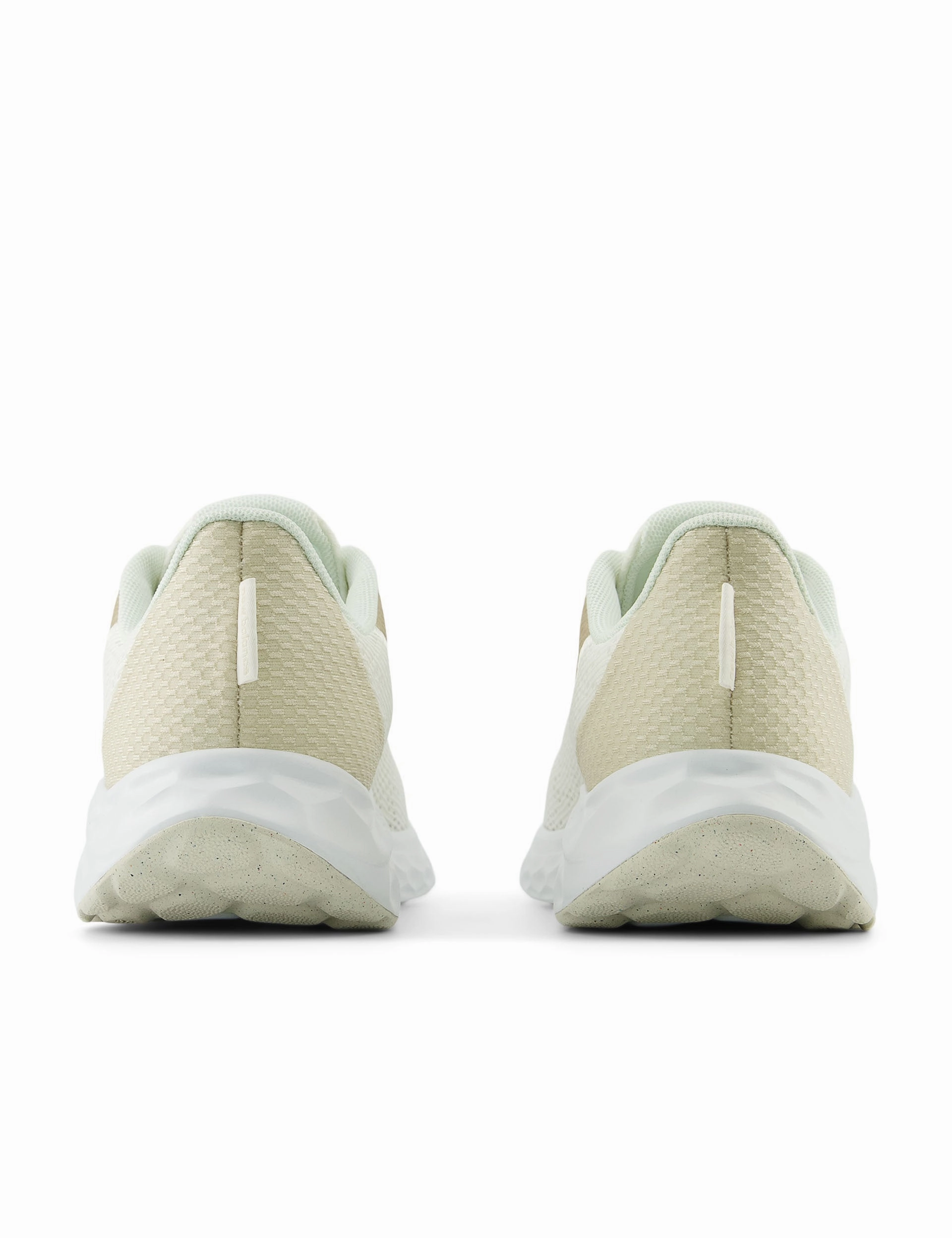 Fresh Foam Arishi v4 - Sea Salt New Balance women's athletic footwear