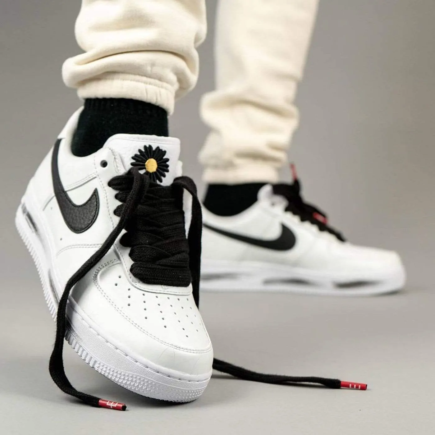 G-Dragon x Nike Air Force 1 '07 'Para-Noise 2.0' Nike Air Force 1 low-top sneakers