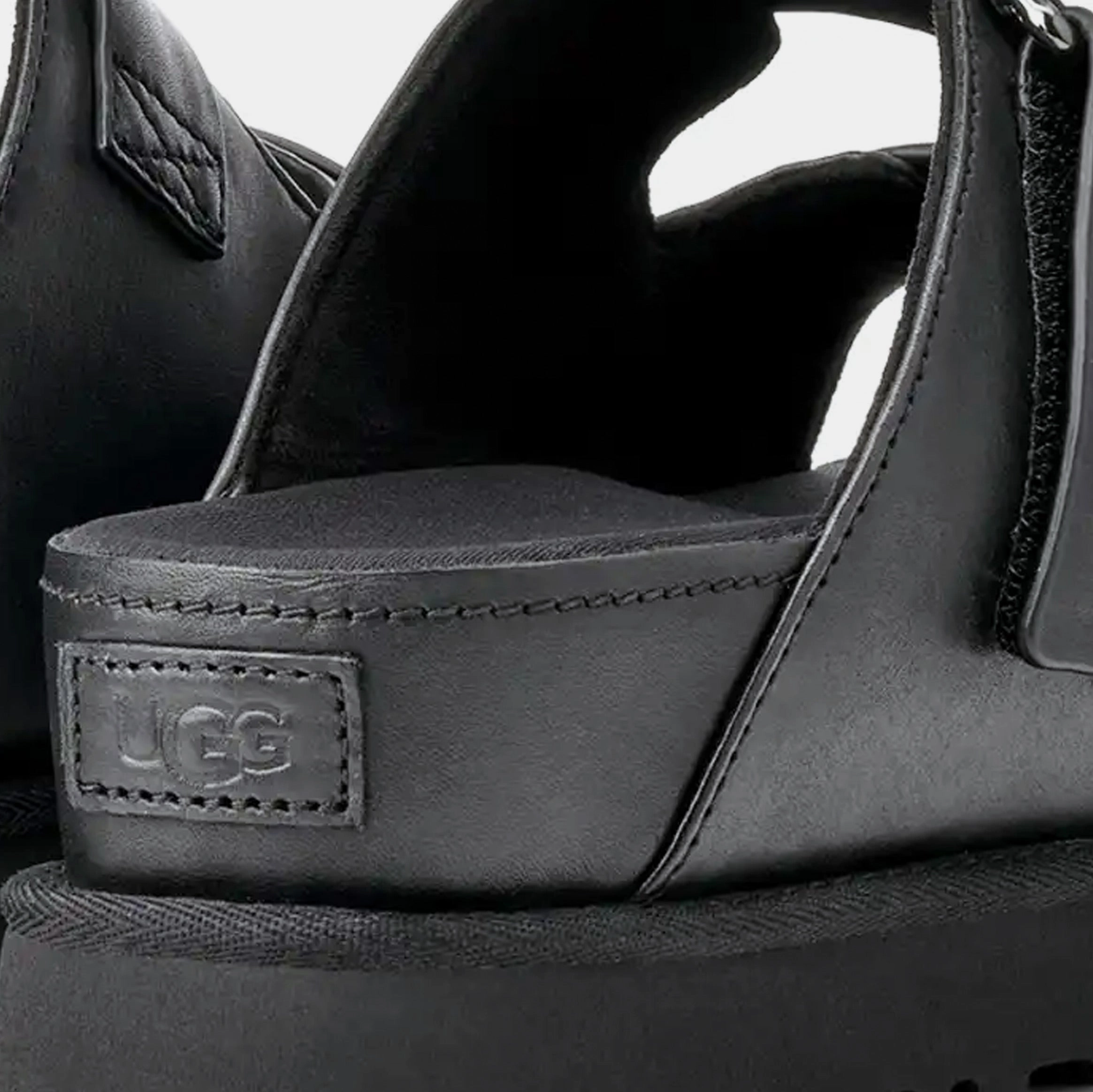 Goldenstar Hi Slide Womens Sandals (Black) Ugg Mini Boot Styles