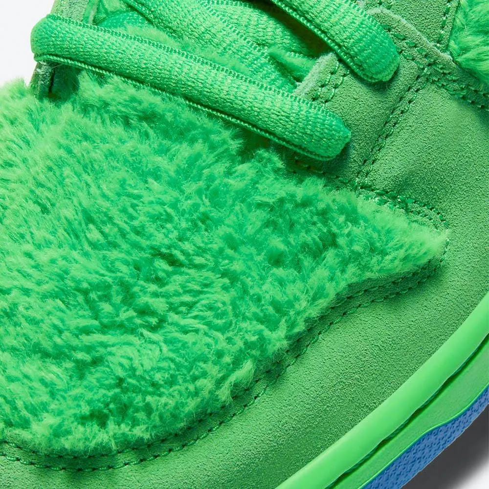 Grateful Dead x Nike Dunk Low SB 'Green Bear' Nike Dunk stylish shoes