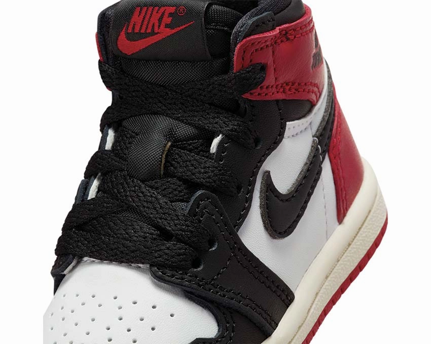 Jordan 1 Retro High OG  "Black Toe" TD Timeless hoop footwear