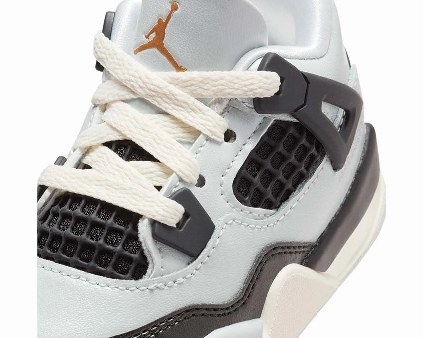 Jordan 4 Retro TD "Pure Platinum" Timeless hoop footwear