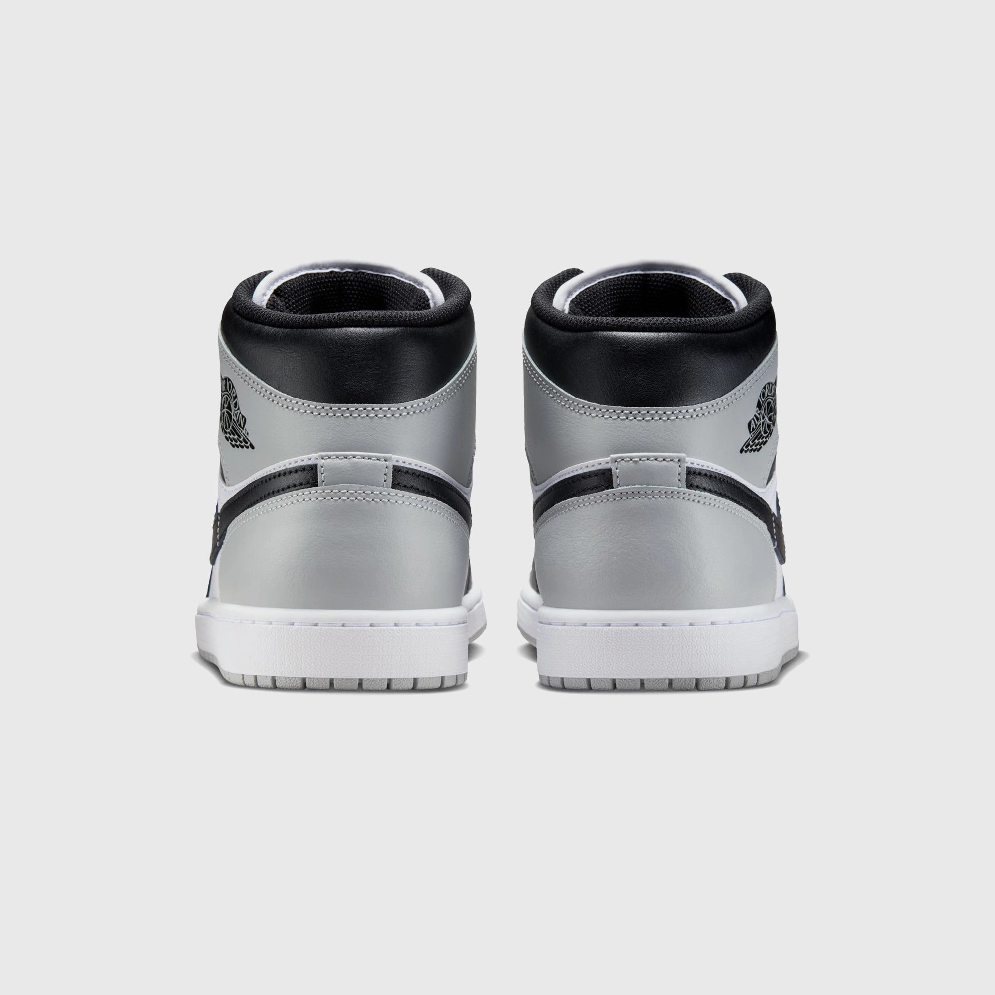 Jordan Air Jordan 1 Mid - White / Black / Light Smoke Grey All-day streetwear kicks