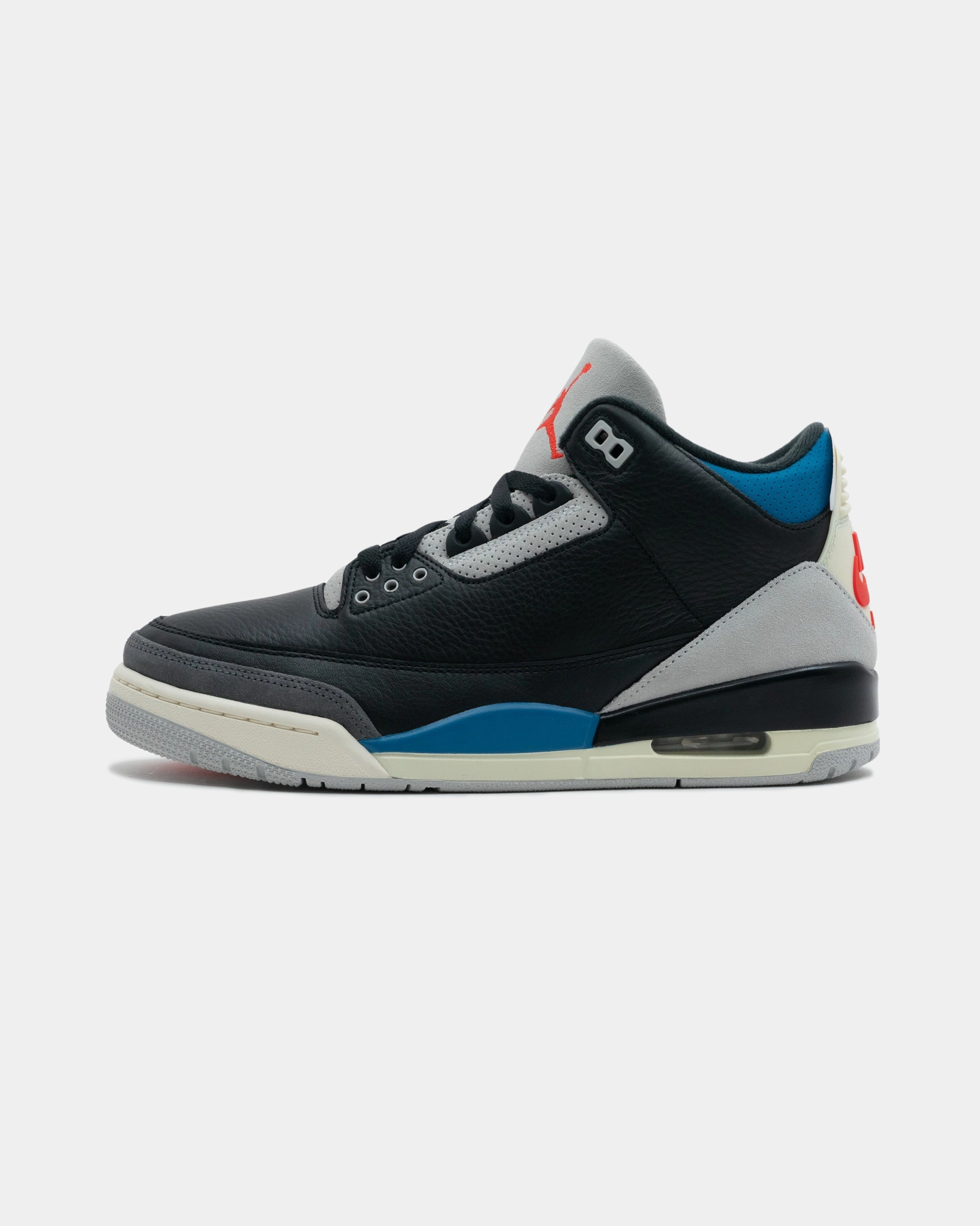 JORDAN AJ 3 RETRO OG - BLACK/ CHILERED Heritage hoops sneakers