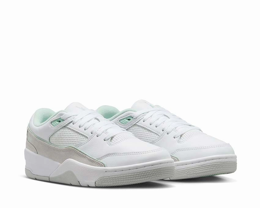 Jordan Flight Court W Timeless hoop footwear