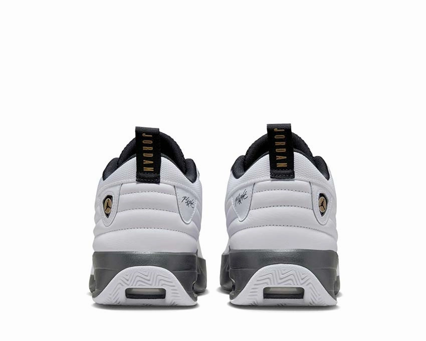 Jordan Max Aura 6 Timeless hoop footwear