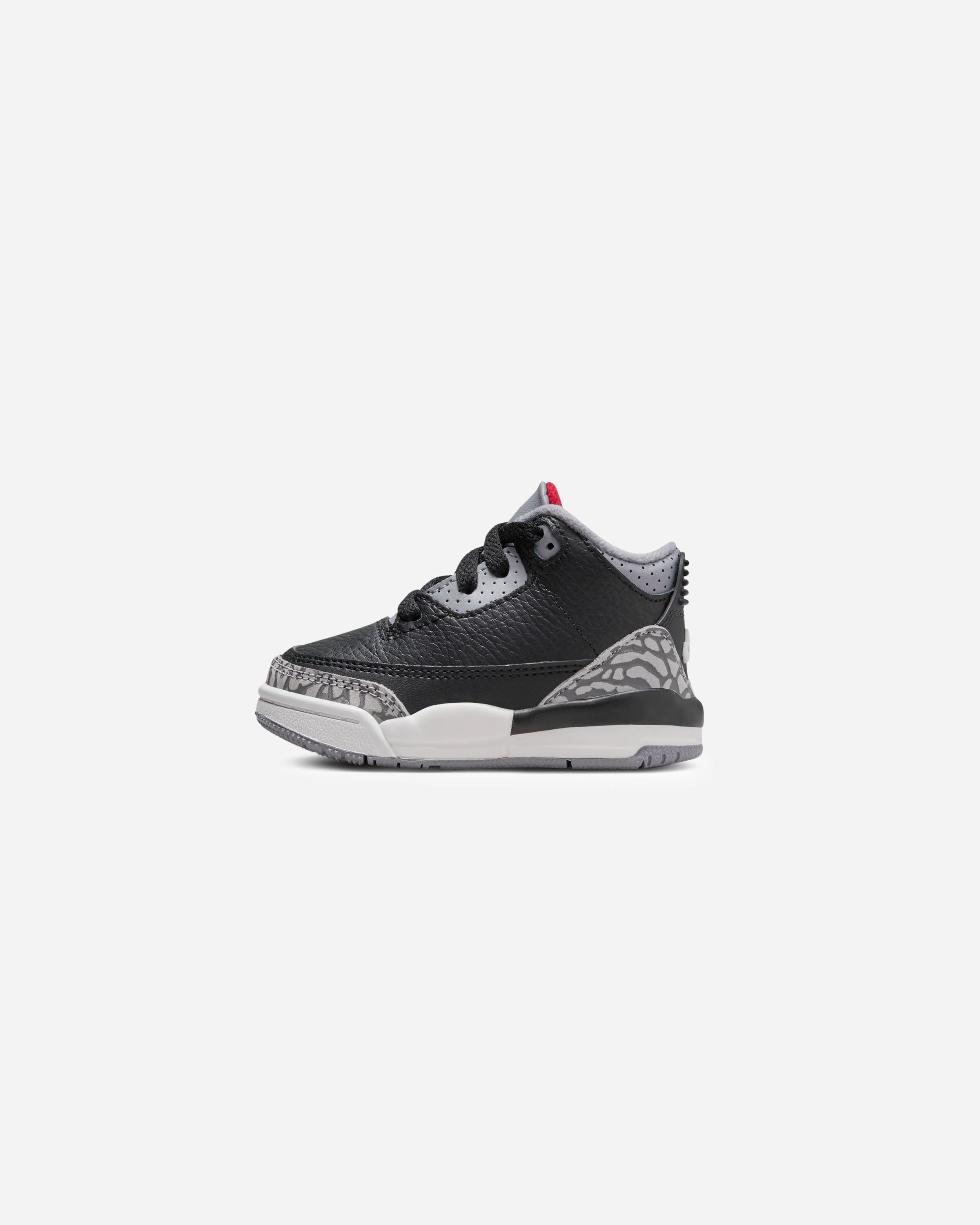 JORDAN TD AJ 3 RETRO - BLACK/ FIRERED/ CEMENTGREY Heritage hoops sneakers