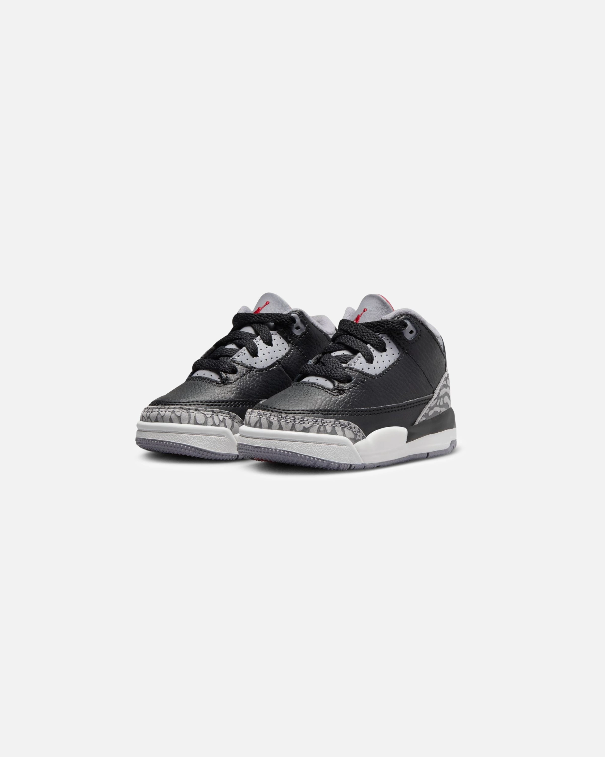 JORDAN TD AJ 3 RETRO - BLACK/ FIRERED/ CEMENTGREY Jordan athletic shoes for men