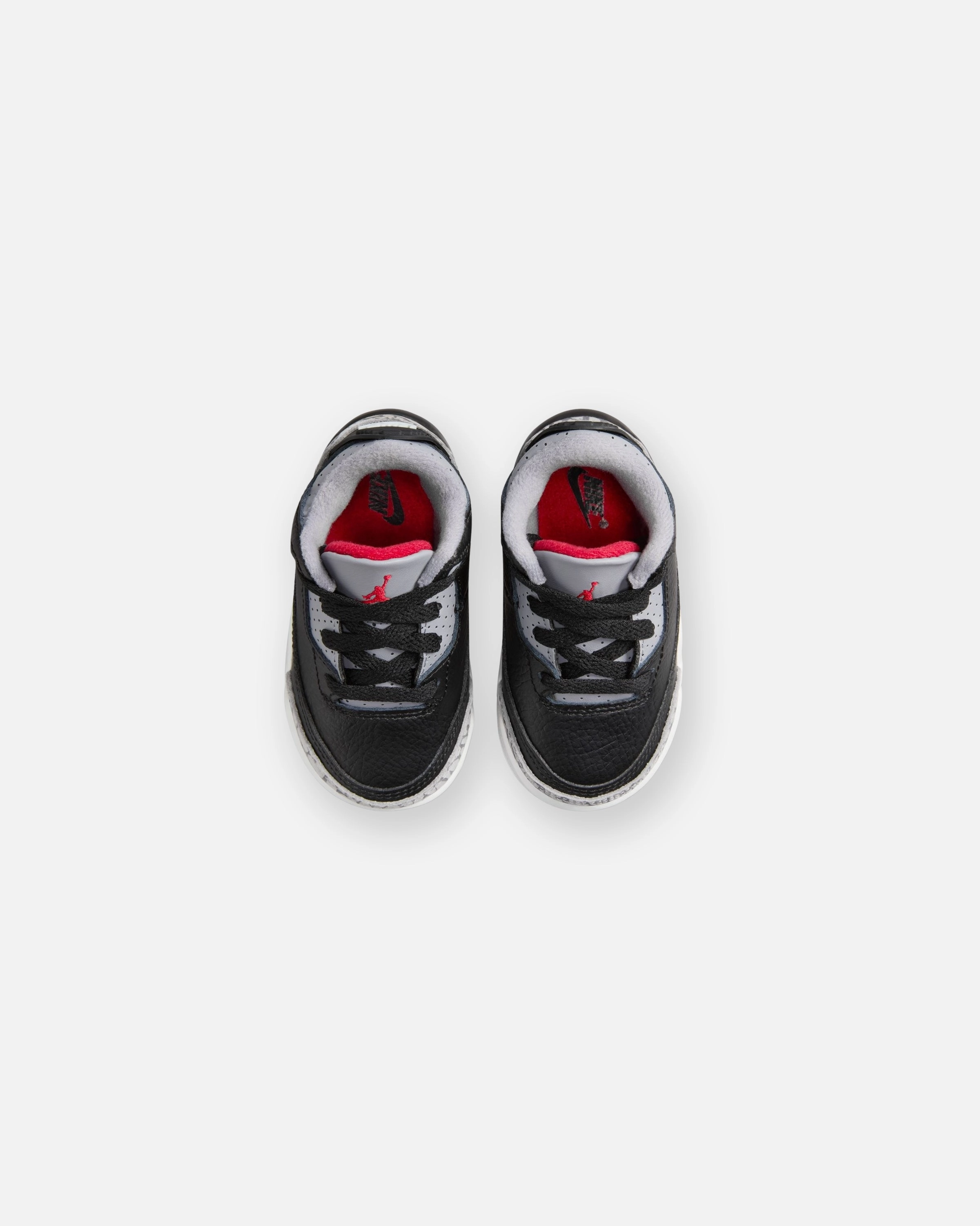 JORDAN TD AJ 3 RETRO - BLACK/ FIRERED/ CEMENTGREY Heritage hoops sneakers