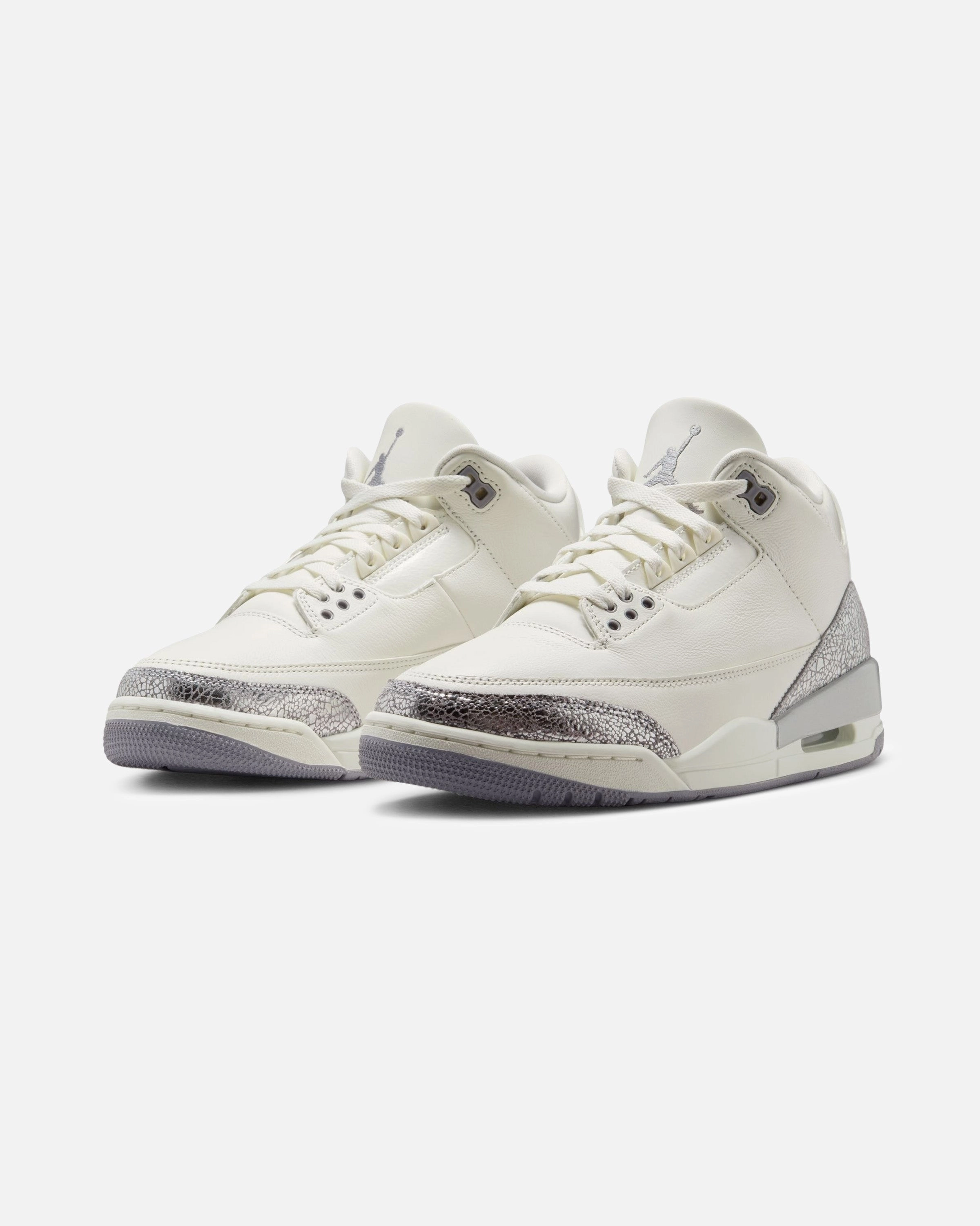 JORDAN WOMEN'S AJ 3 RETRO - SAIL/ CEMENTGREY Jordan athletic shoes for men