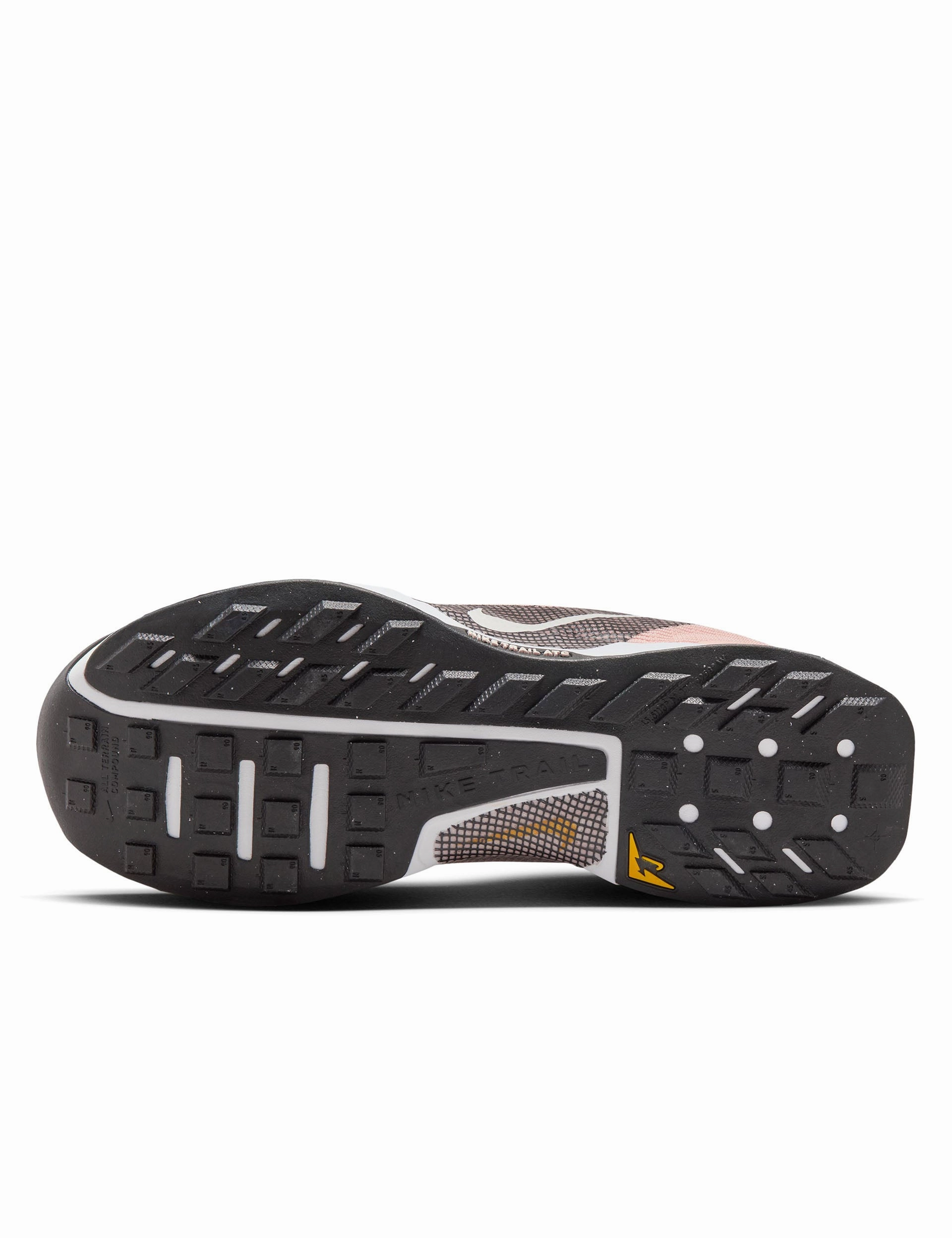 Juniper Trail 3 Shoes - Washed Coral/Phantom/University Gold Nike women's stylish athletic footwear