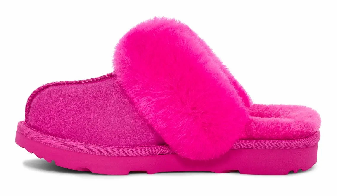 Kids UGG Cozy II  Soft & Fluffy Slip-On Slipper for Indoor & Outdoor Wear Ugg cozy footwear visuals