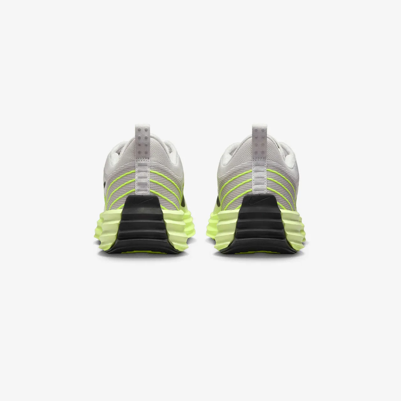 Lunar Roam Nike casual lifestyle sneakers