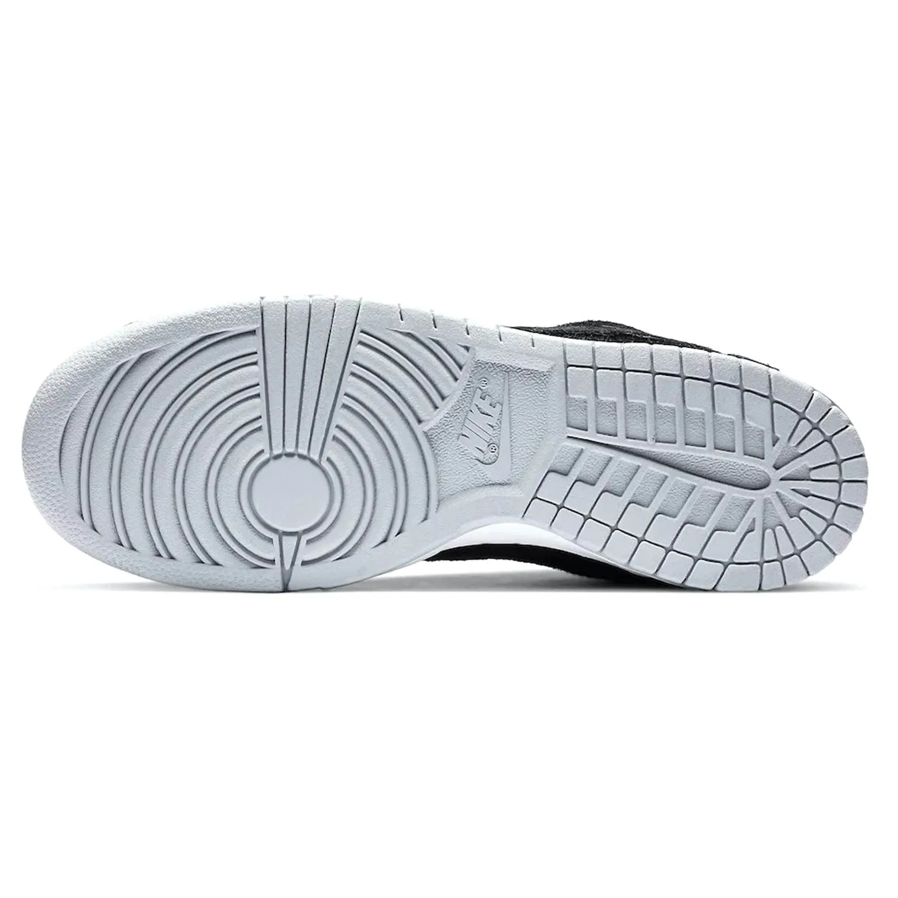 Medicom Toy x Dunk Low SB 'BE@RBRICK' Nike Dunk stylish shoes