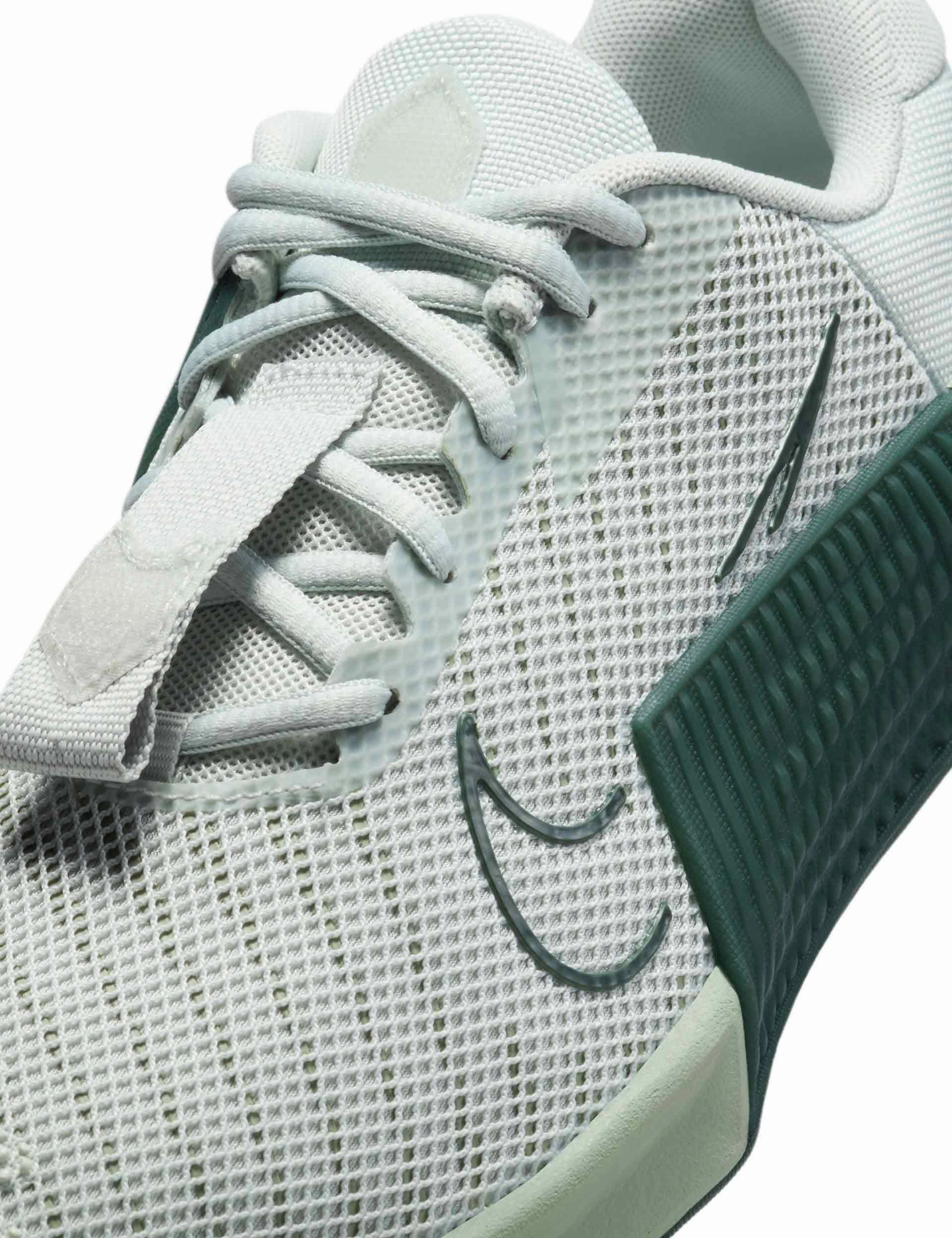 Metcon 9 Shoes - Light Silver/Vintage Green/Jade Horizon Nike women's stylish athletic footwear