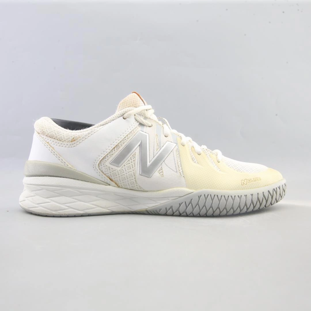 NEW BALANCE 1006 V1 retro New Balance shoe shots