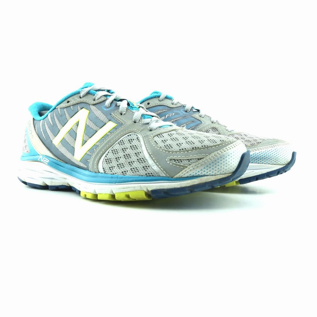 NEW BALANCE 1260 V5 New Balance casual shoe looks