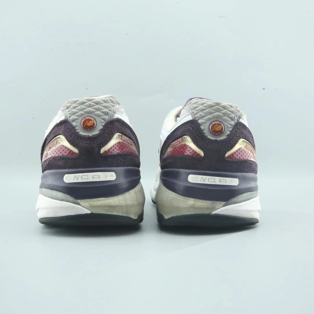 NEW BALANCE 1540V1 New Balance trainer visuals