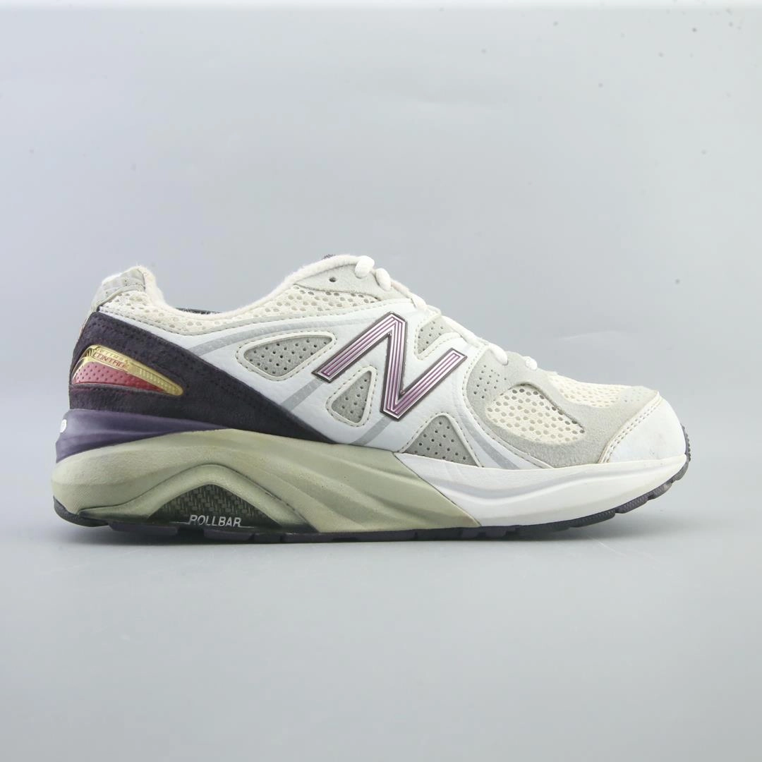 NEW BALANCE 1540V1 retro New Balance shoe shots