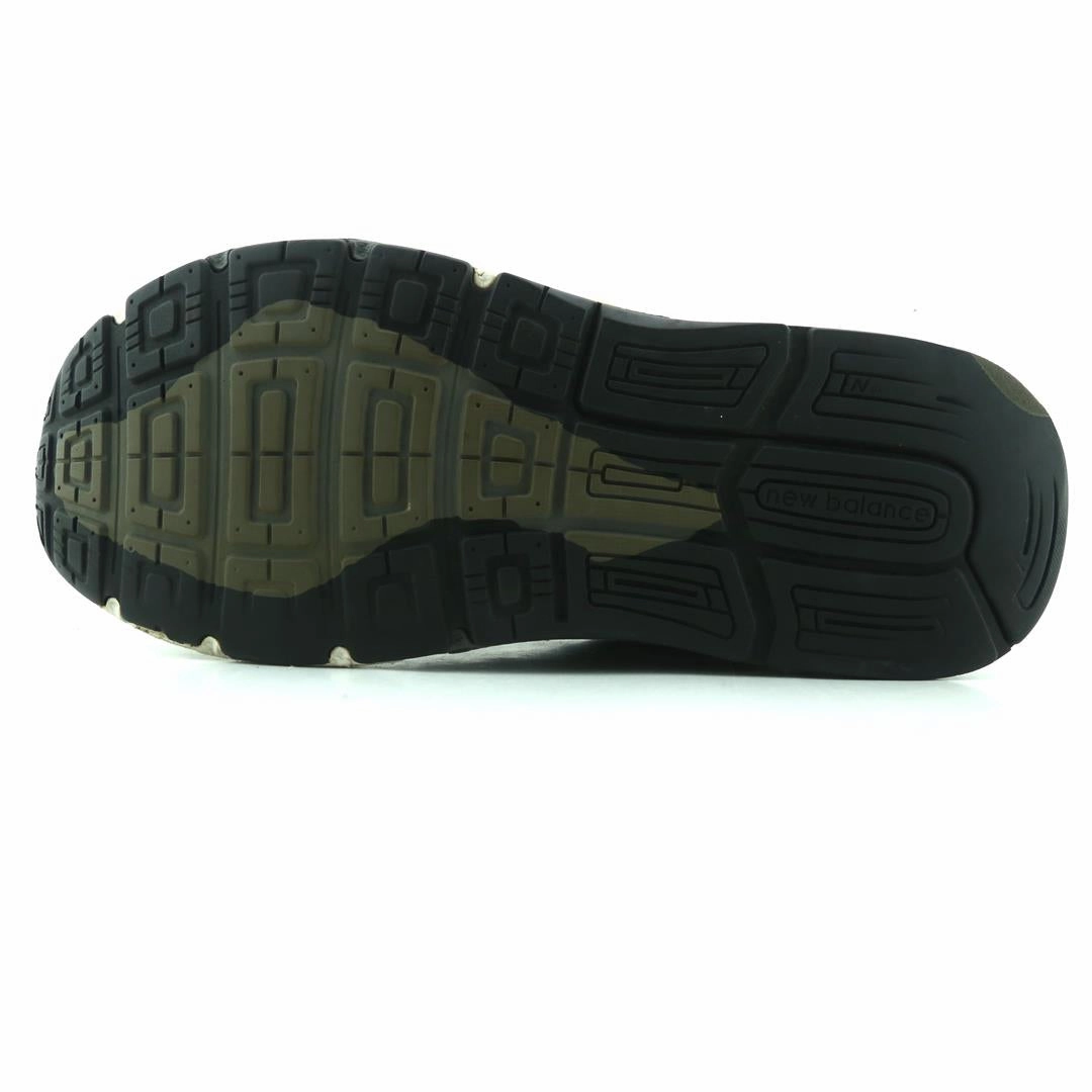 NEW BALANCE 1540V3 New Balance casual shoe looks