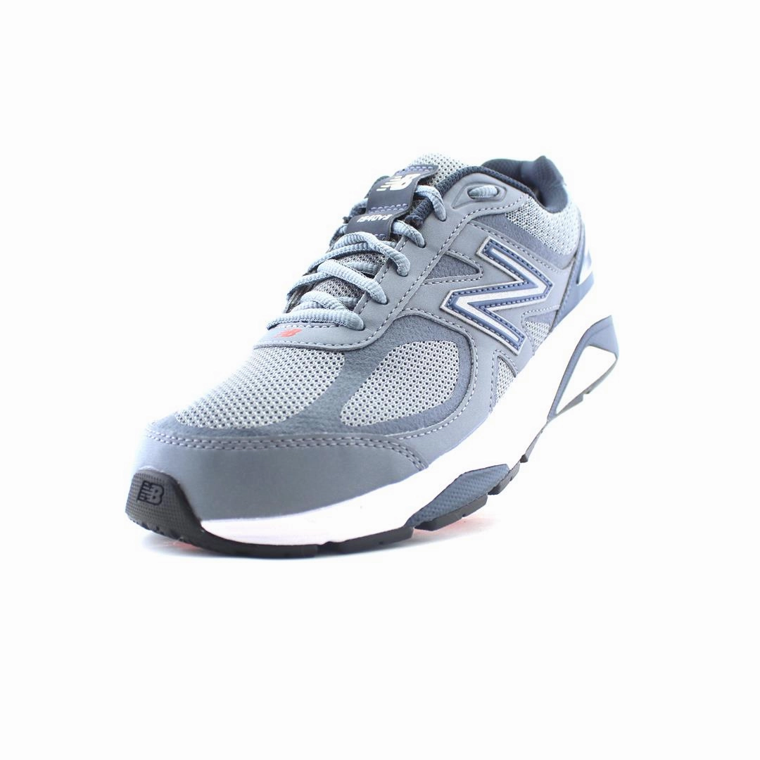 NEW BALANCE 1540V3 retro New Balance shoe shots