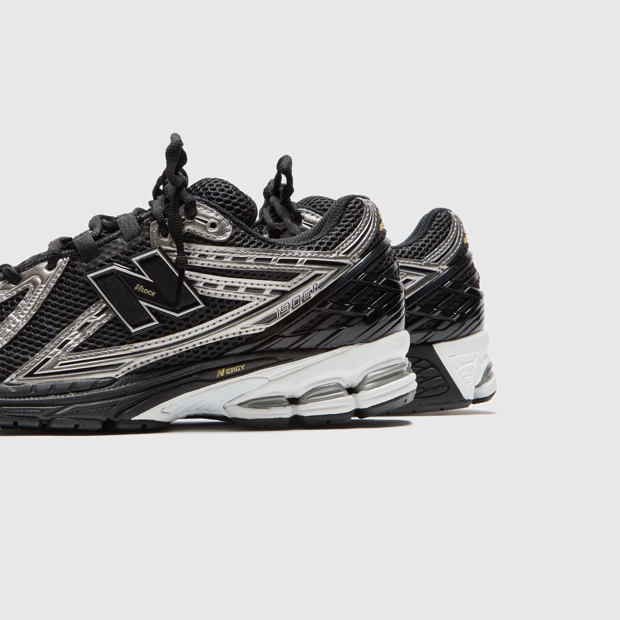 New Balance 1906 - Black / Dark Silver Metallic Nike Air Force 1 edition