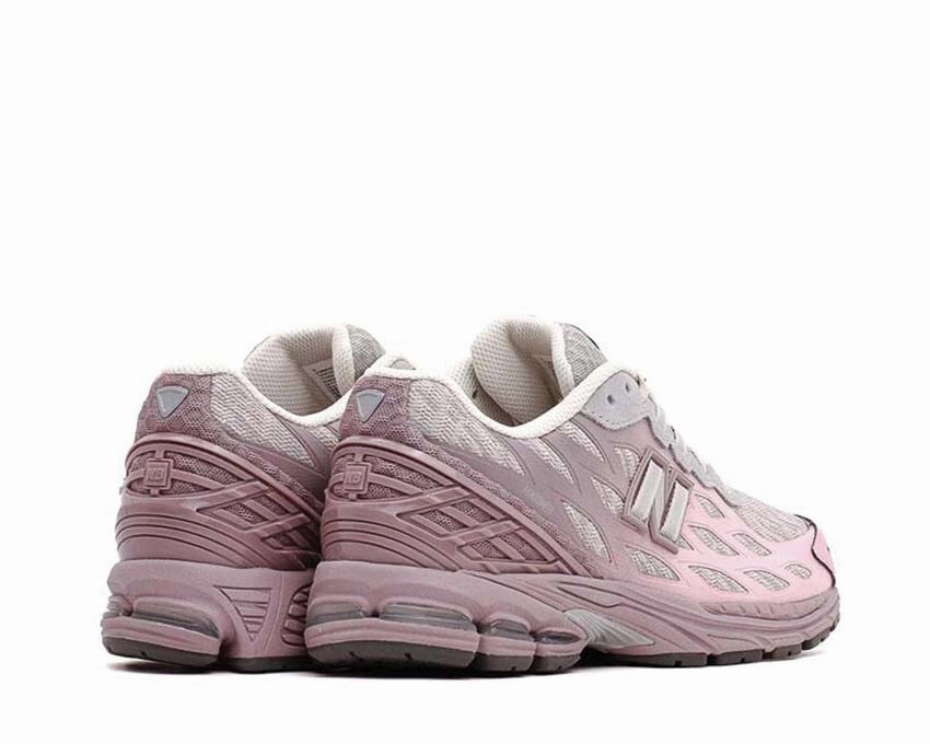 New Balance 1906 "Ice Wine" New Balance athletic sneakers