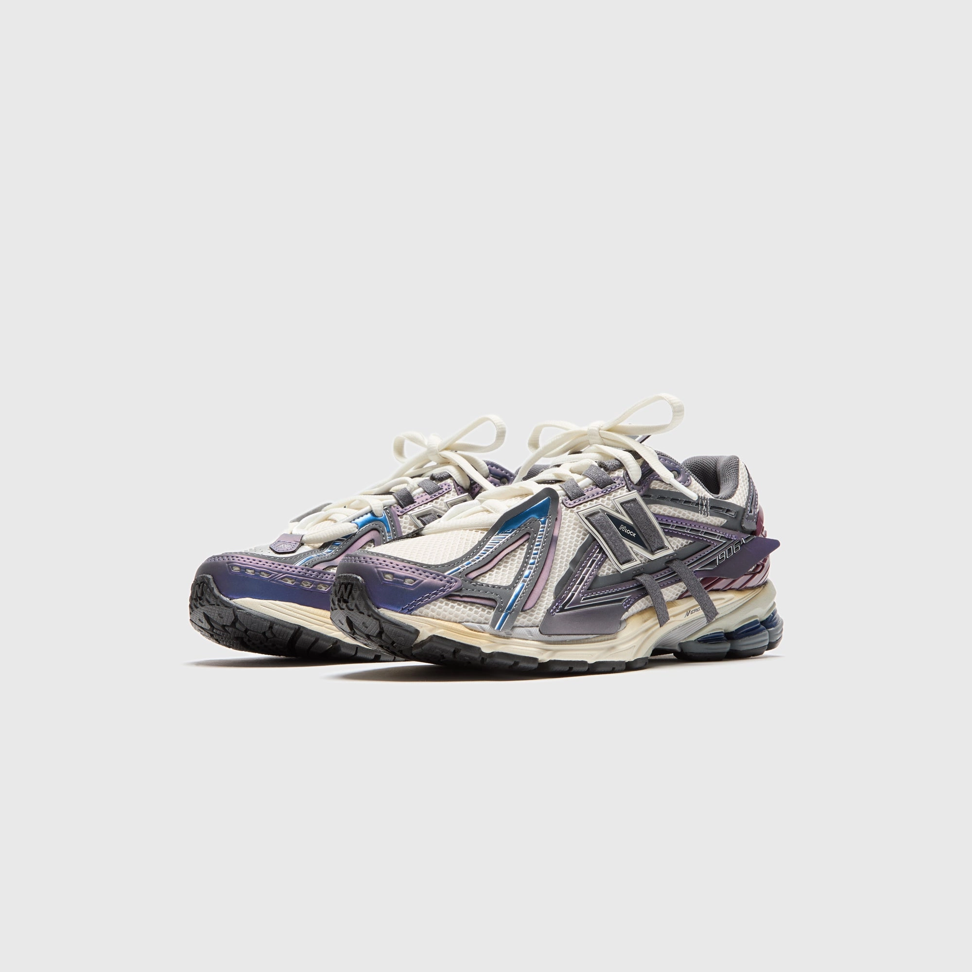 New Balance 1906A - Inkwell / Sea Salt / Faded Plum Nike Air Force 1 edition