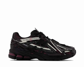 New Balance 1906A "Black" New Balance shoes with classic athletic silhouette