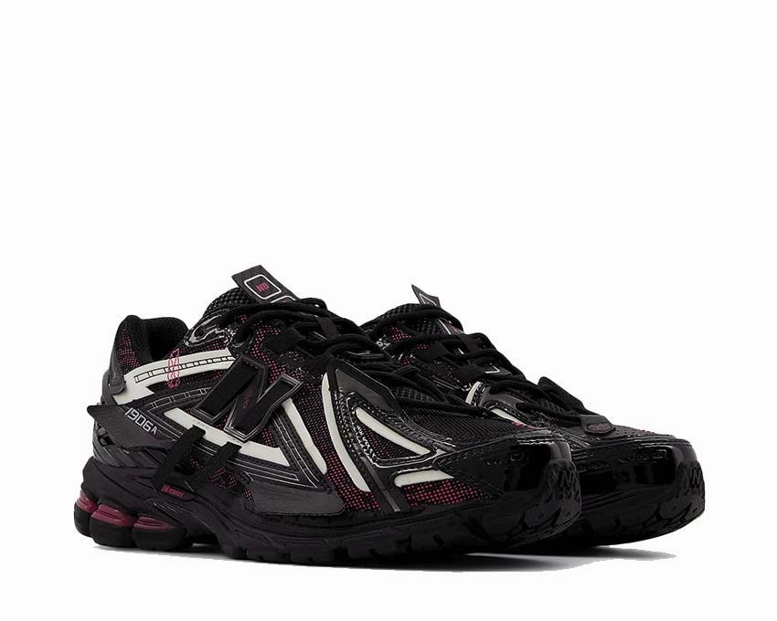 New Balance 1906A "Black" New Balance athletic sneakers