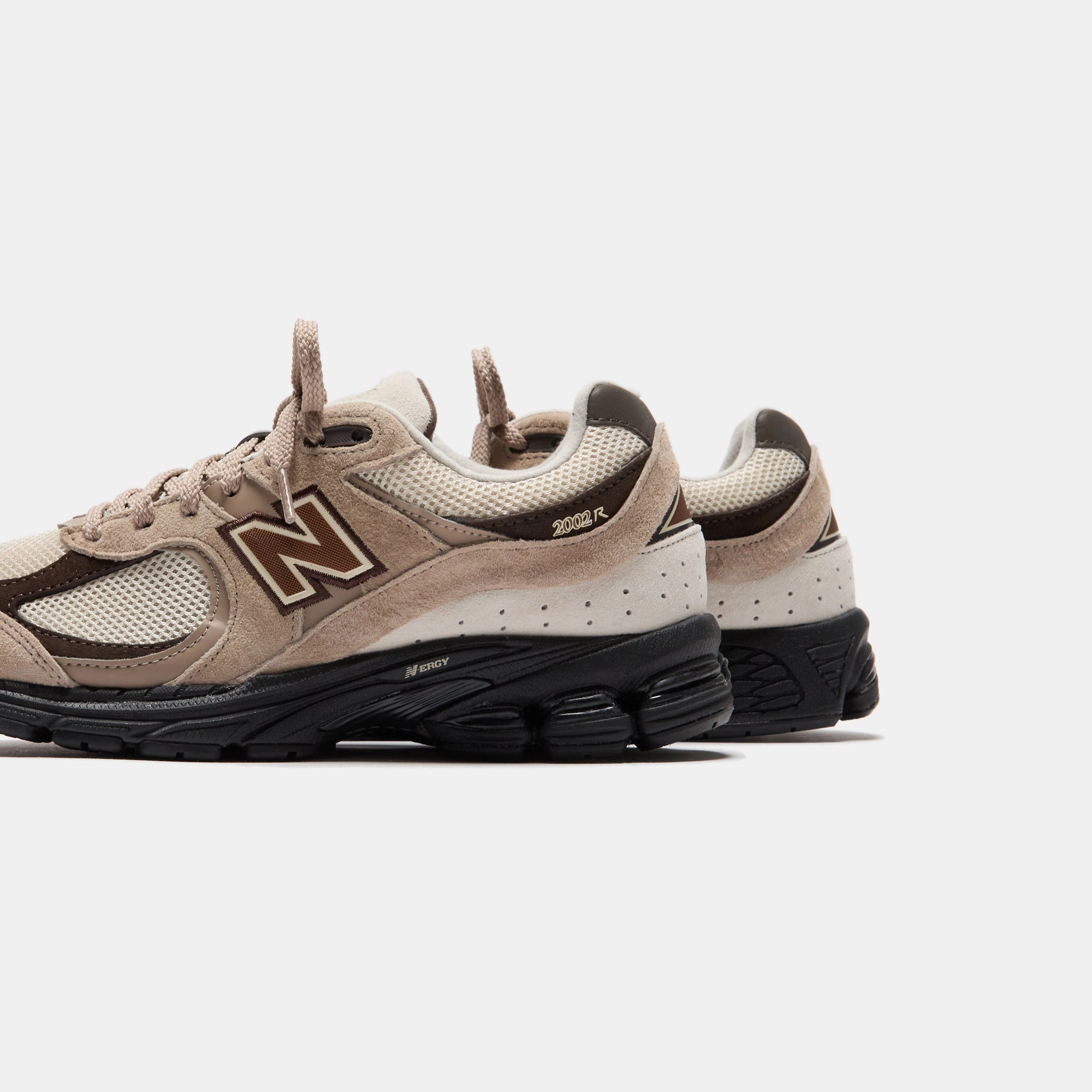 New Balance 2002R - Driftwood / Rich Earth Nike Air Force 1 edition