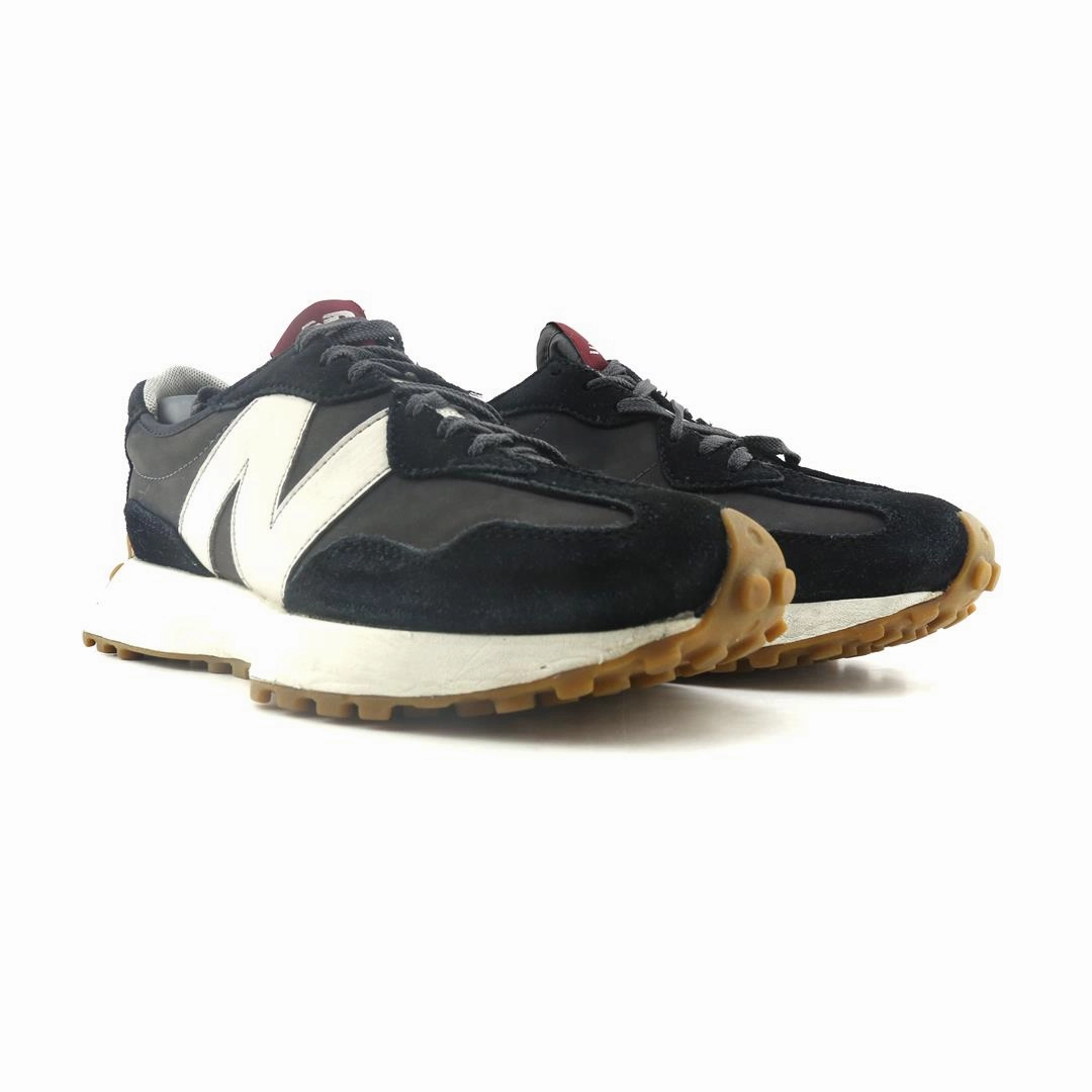 NEW BALANCE 327 New Balance casual shoe looks