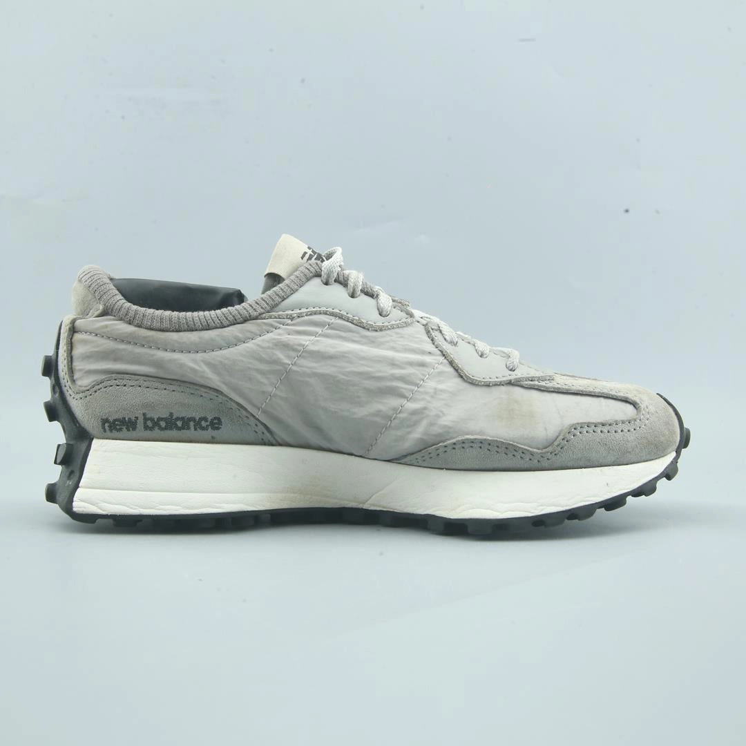 NEW BALANCE 327 New Balance trainer visuals