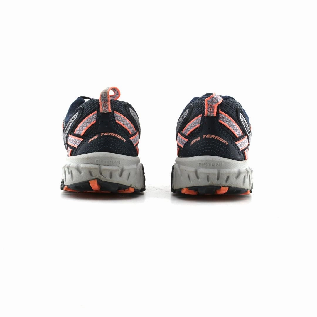 NEW BALANCE 410V5 New Balance casual shoe looks