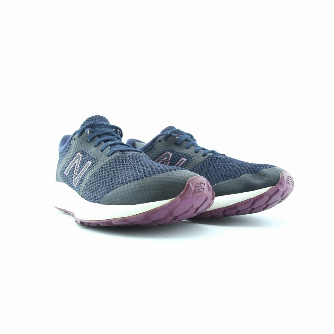 NEW BALANCE 420 New Balance trainer visuals