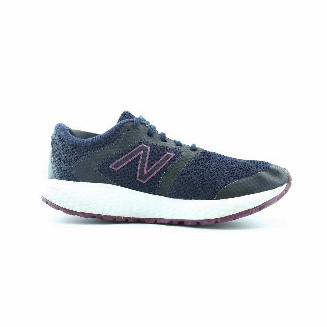 NEW BALANCE 420 New Balance trainer visuals