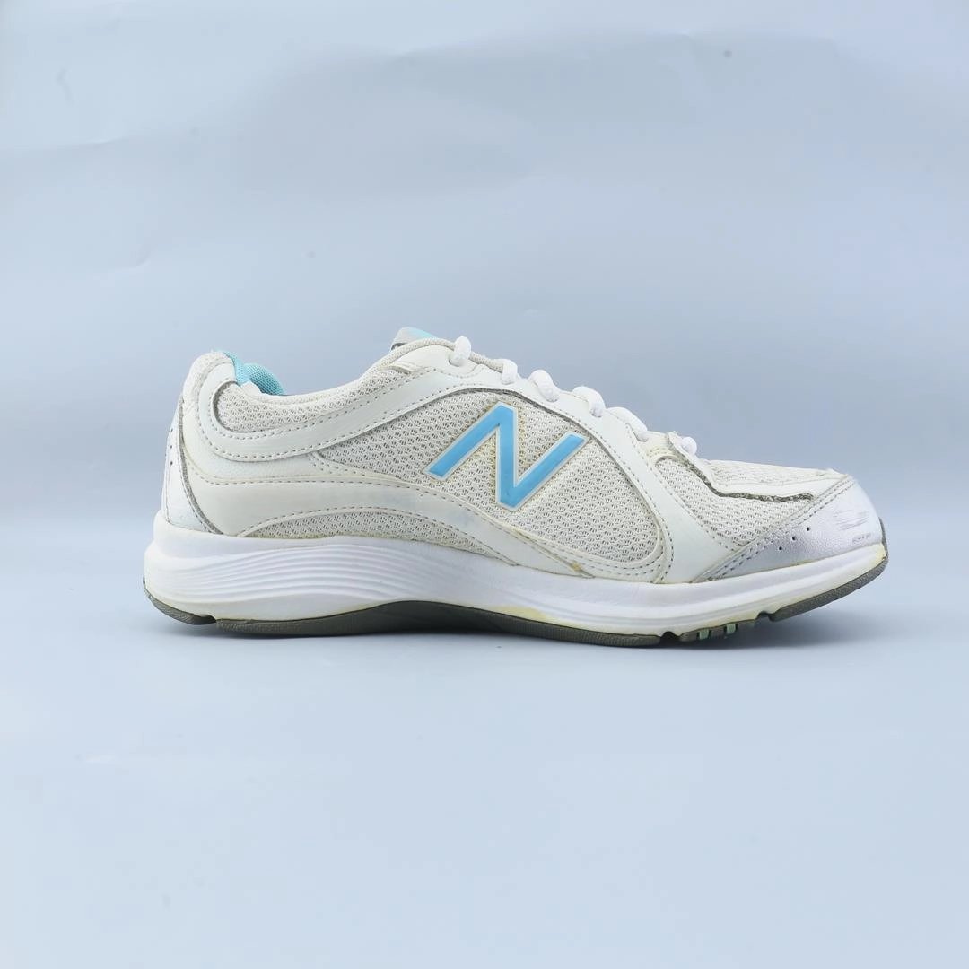 NEW BALANCE 496V2 stylish New Balance designs