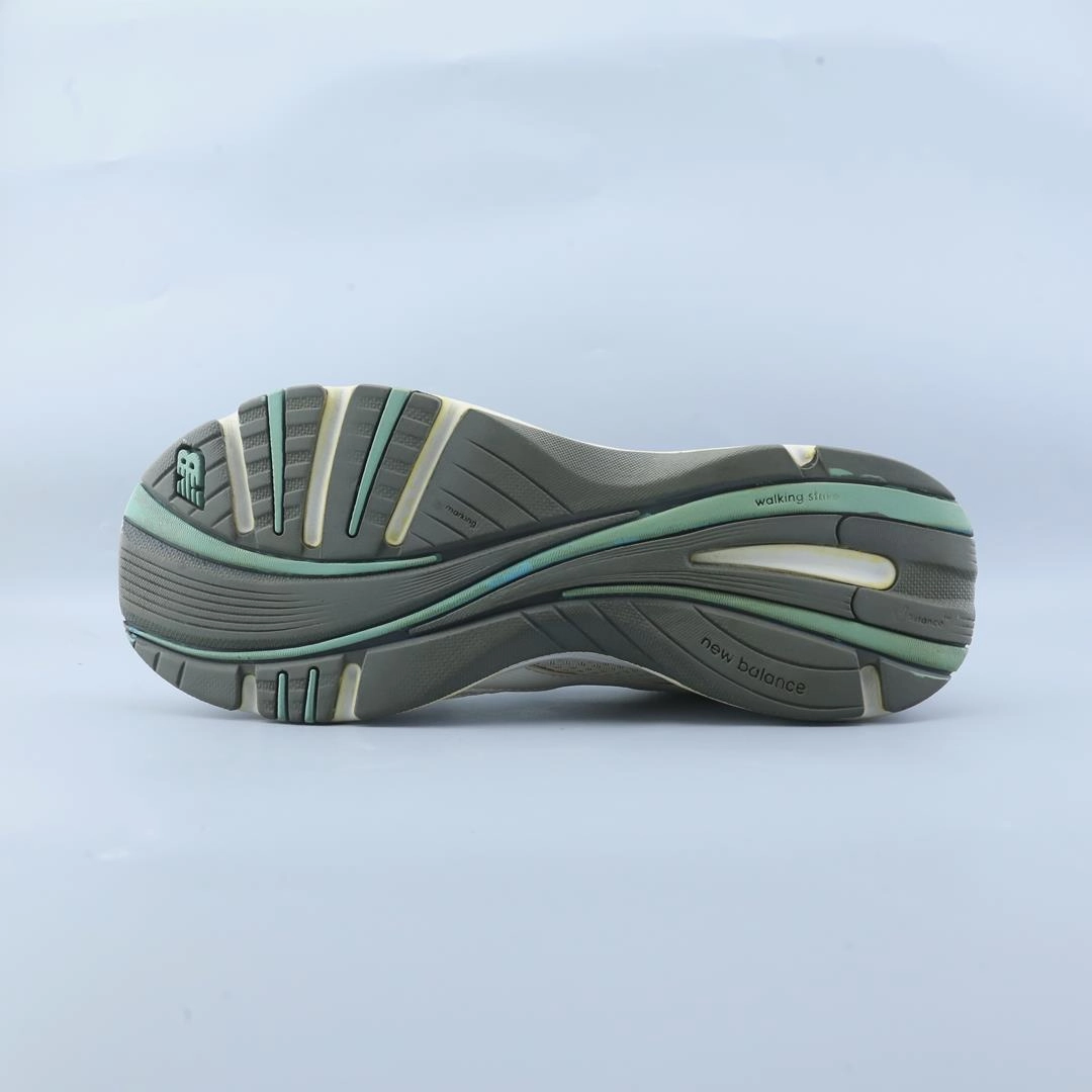 NEW BALANCE 496V2 stylish New Balance designs