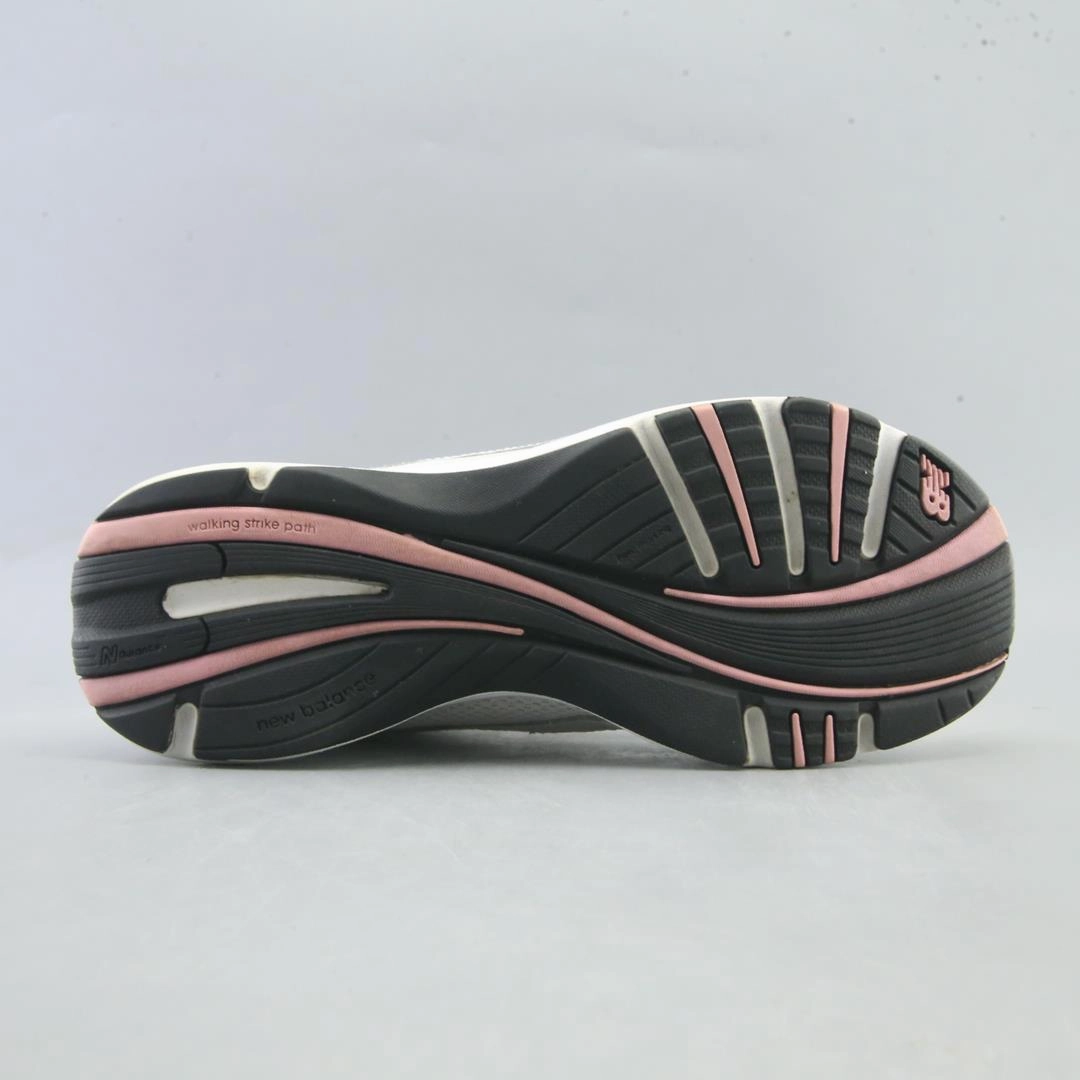 NEW BALANCE  496V3 CUSH New Balance casual shoe looks