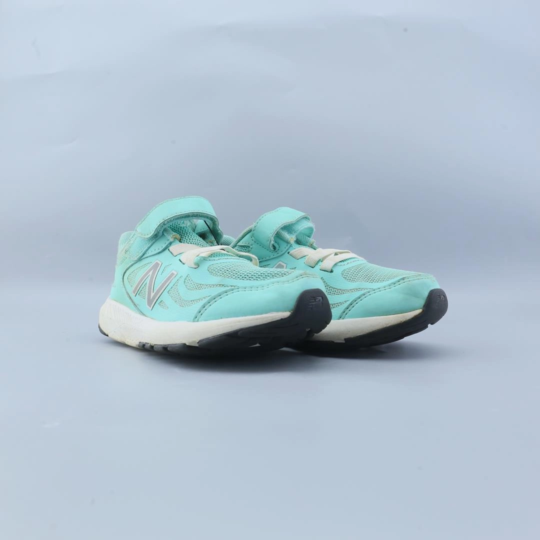 NEW BALANCE 519 stylish New Balance designs