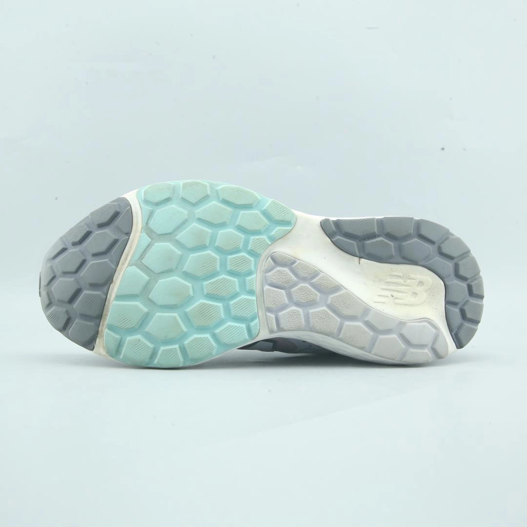 NEW BALANCE 520V7 New Balance trainer visuals