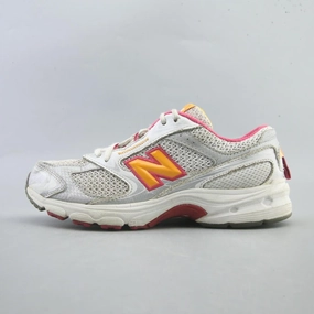 NEW BALANCE 553 New Balance athletic performance footwear