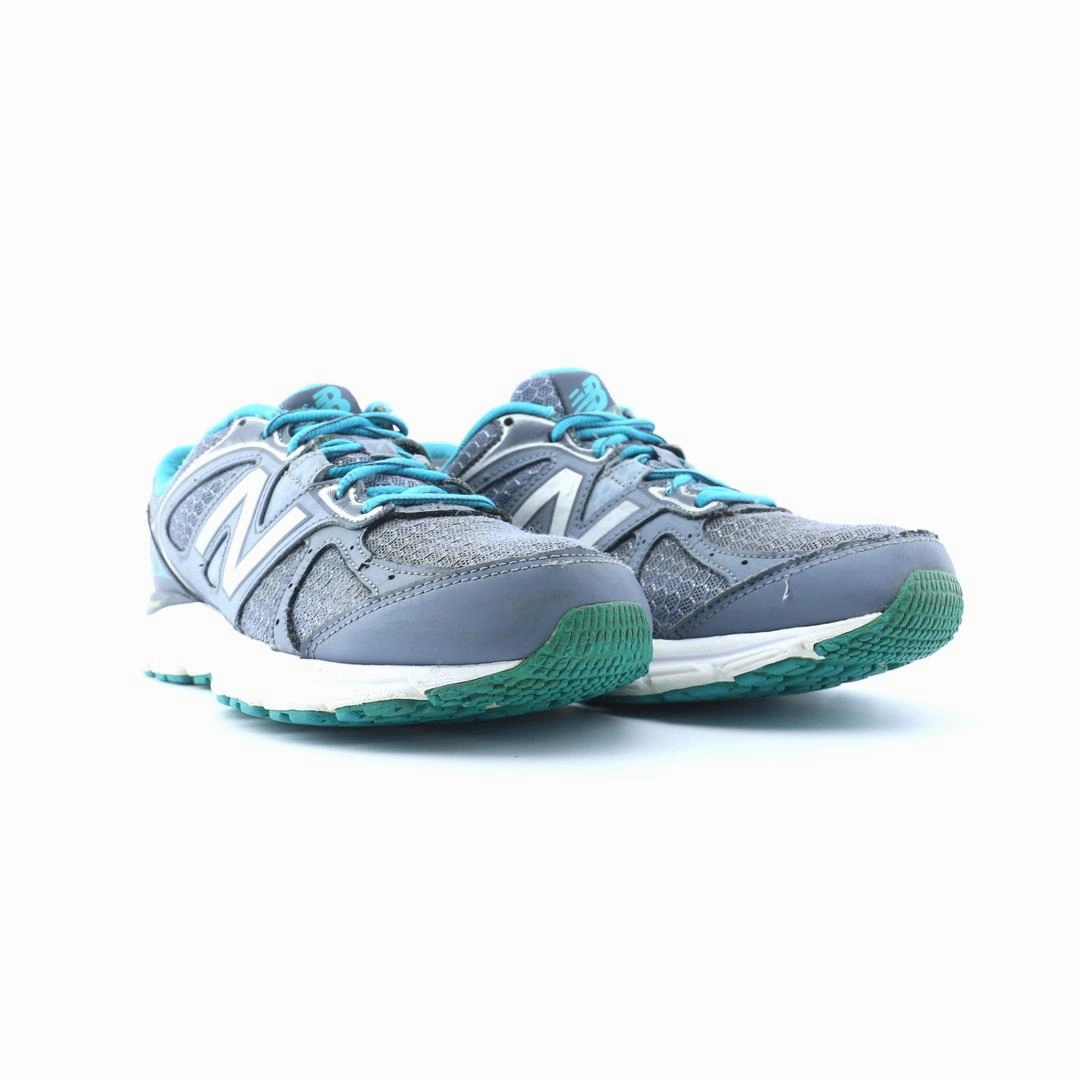 NEW BALANCE 560V6 stylish New Balance designs