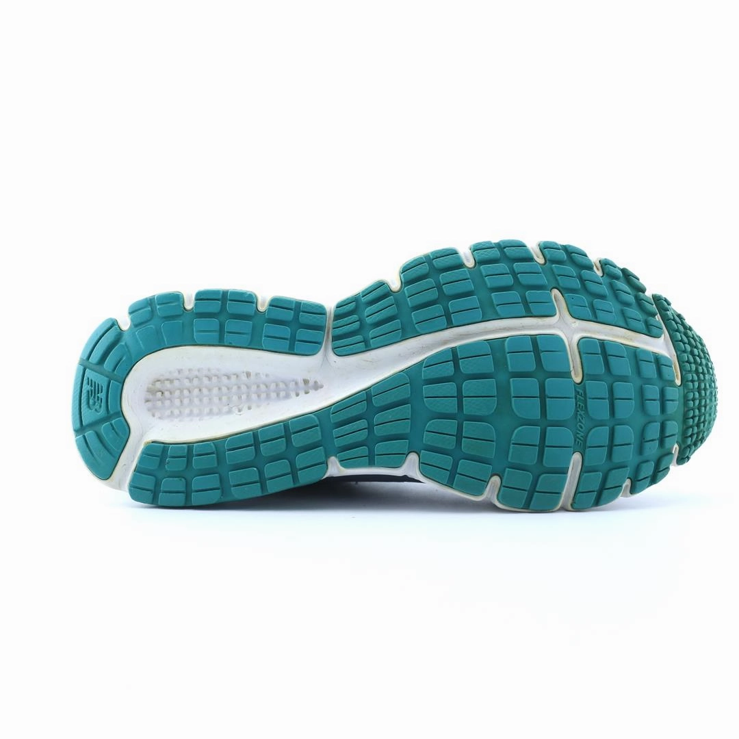 NEW BALANCE 560V6 stylish New Balance designs
